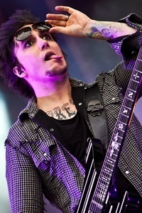 Synyster Gates